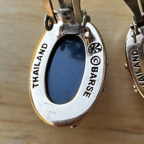 BARSE Clip-On Earrings Celtic Cross Glass Gold Silver Tone Oval Shape Rare 1" - Picture 4 of 8